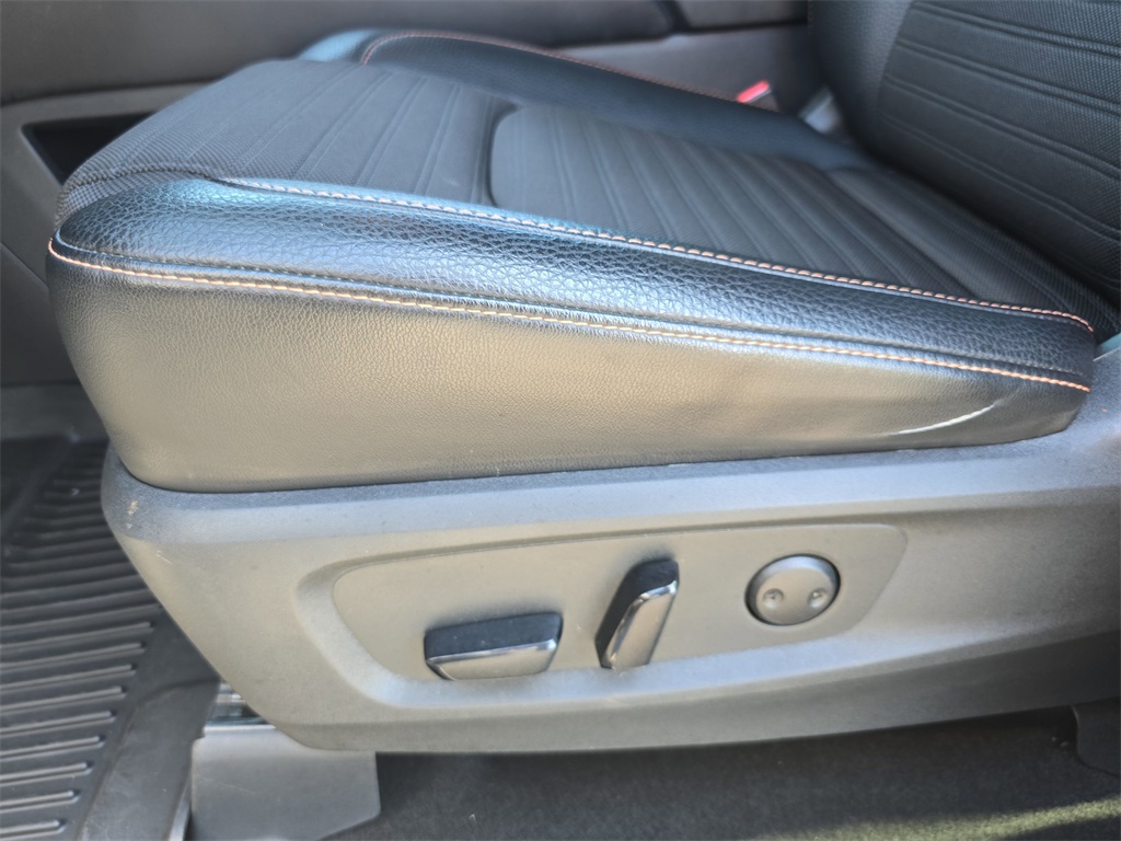 2024 Nissan Pathfinder Rock Creek photo 29