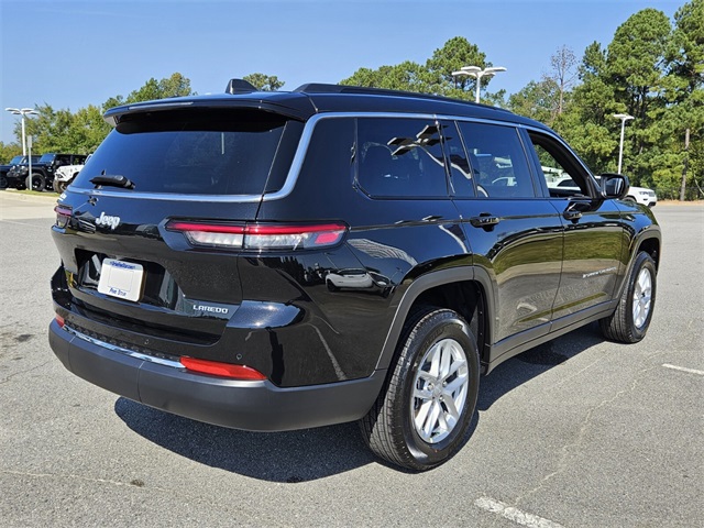2025 Jeep Grand Cherokee Laredo Altitude photo 12