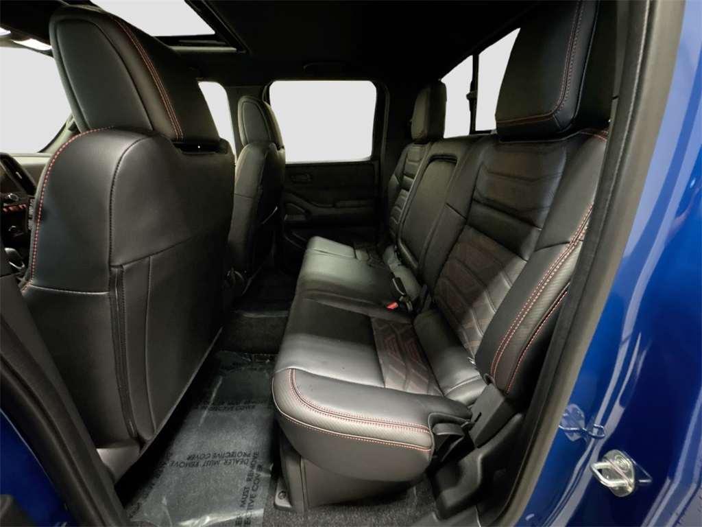 2026 Nissan Frontier PRO-4X photo 13