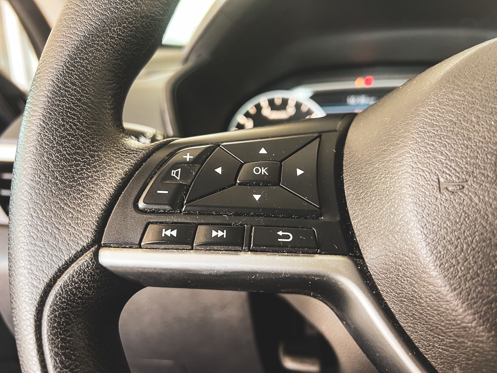 2022 Nissan Altima 2.5 SV photo 21