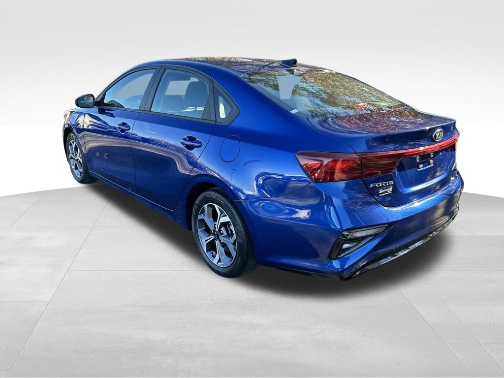 2021 Kia Forte LXS photo 3