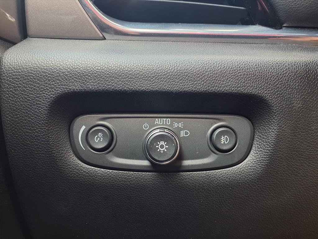 2020 Chevrolet Traverse Cloth photo 18