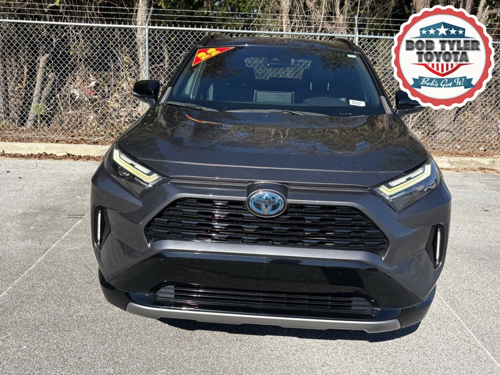 2022 Toyota RAV4 XSE's photo
