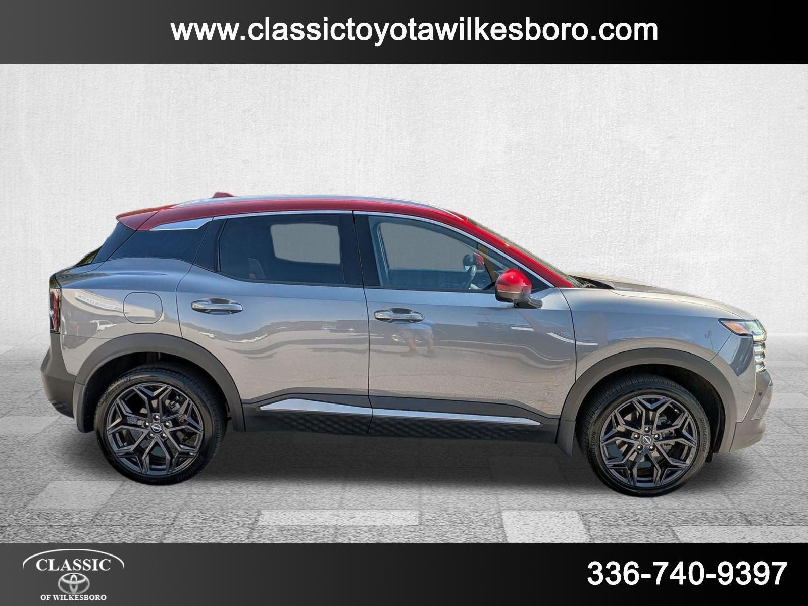 2025 Nissan Kicks SR photo 4