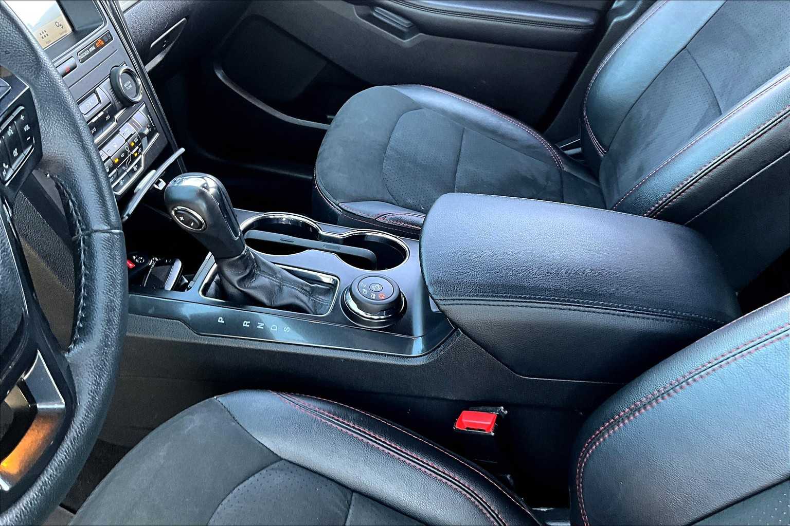 2019 Ford Explorer XLT photo 10