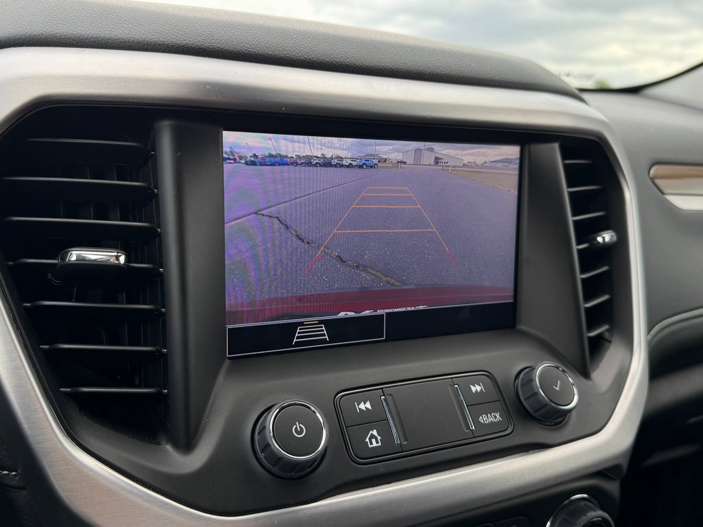 2023 Gmc Acadia SLE photo 22