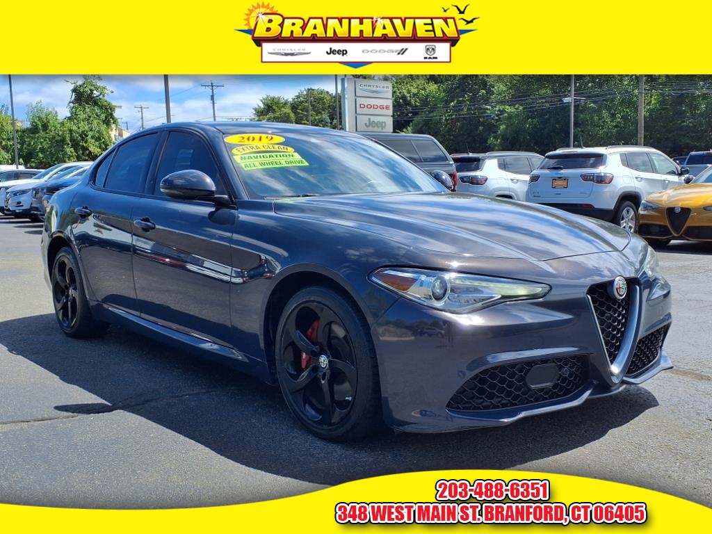 2019 Alfa Romeo Giulia Sport