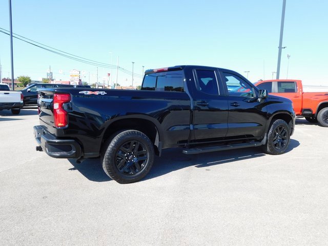 2026 Chevrolet Silverado 1500 RST photo 3