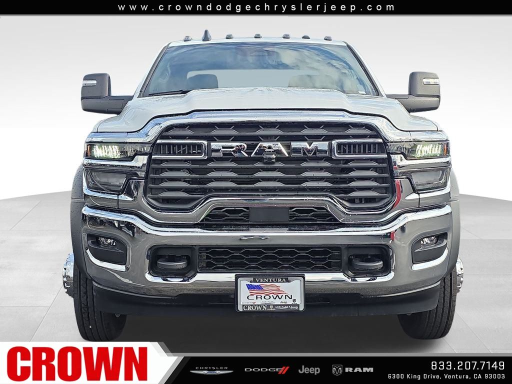 2026 Ram 4500 Tradesman photo 2