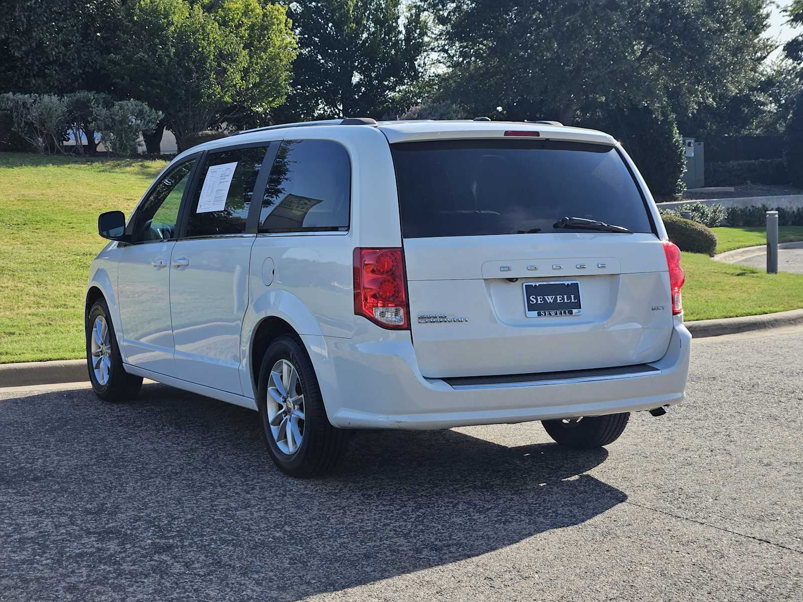 2018 Dodge Grand Caravan SXT photo 3