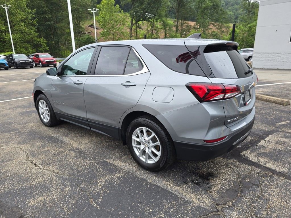 2023 Chevrolet Equinox LT photo 3