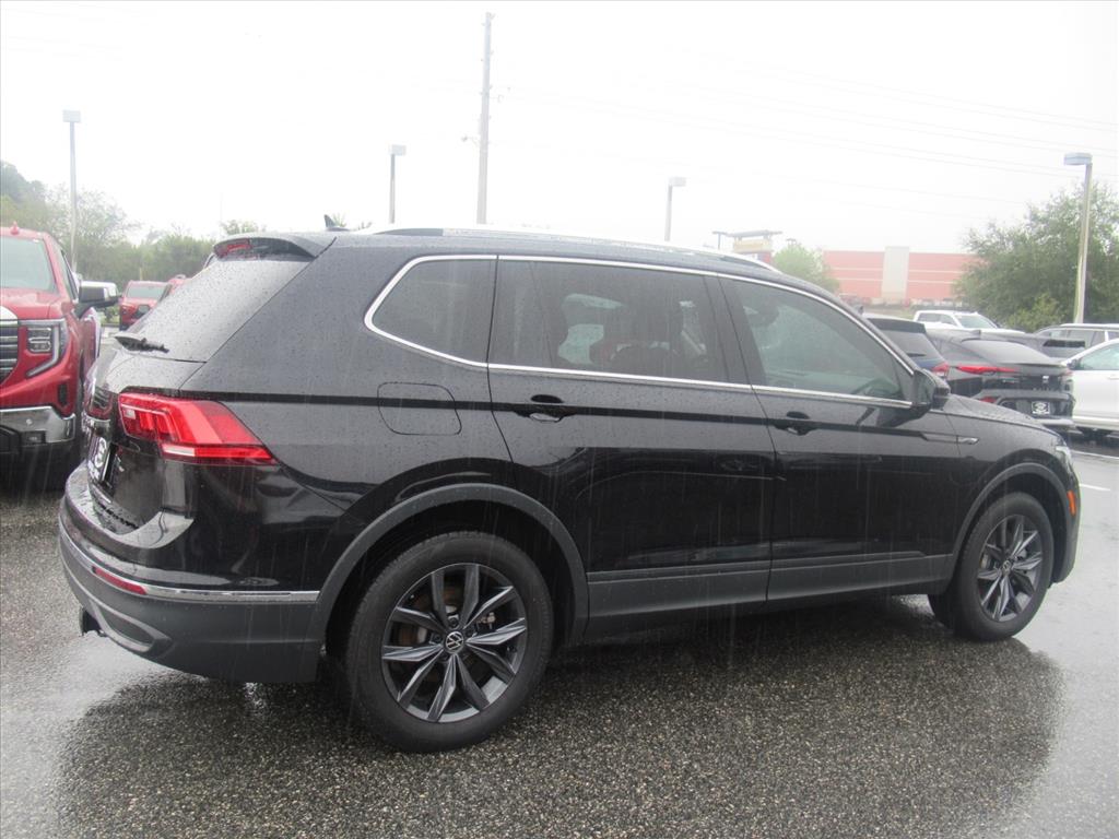 2022 Volkswagen Tiguan SE photo 4
