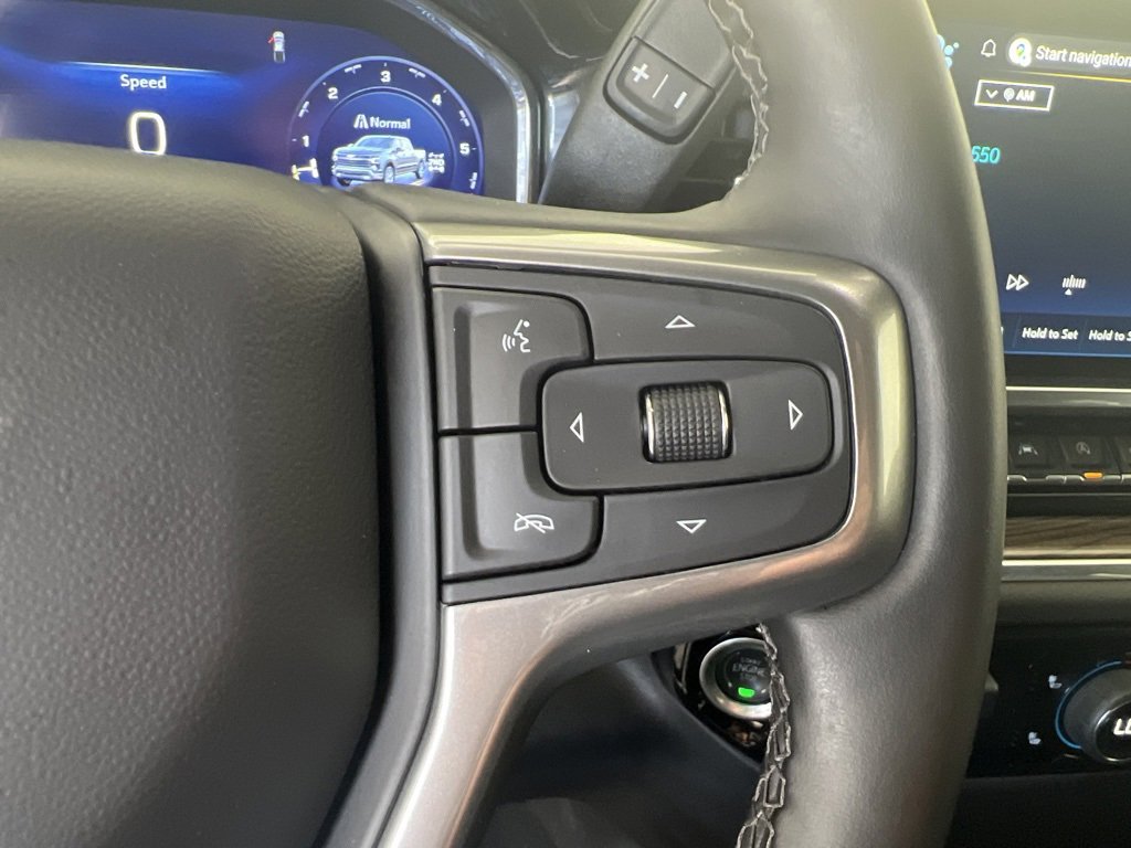 2025 Chevrolet Silverado 1500 LT photo 9