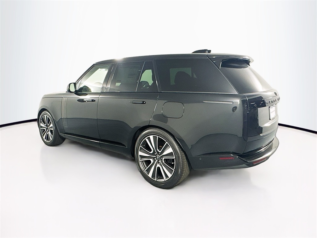 2025 Land Rover Range Rover SE photo 7
