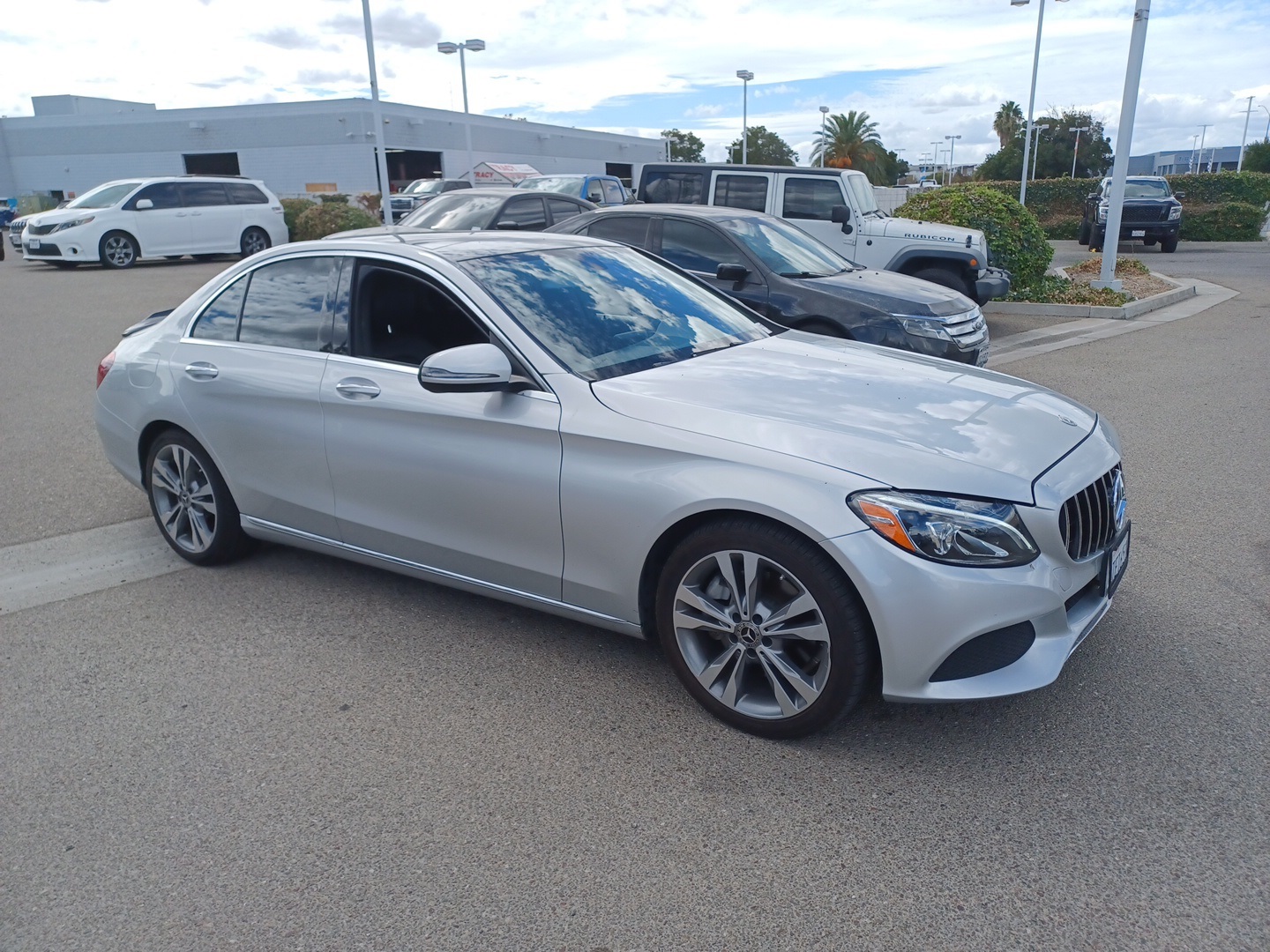 2017 Mercedes Benz C 300 photo 3