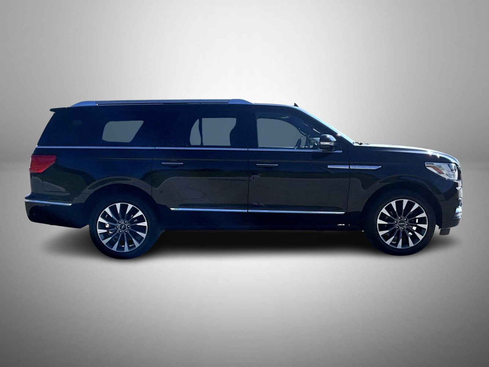 2021 Lincoln Navigator L Reserve photo 4