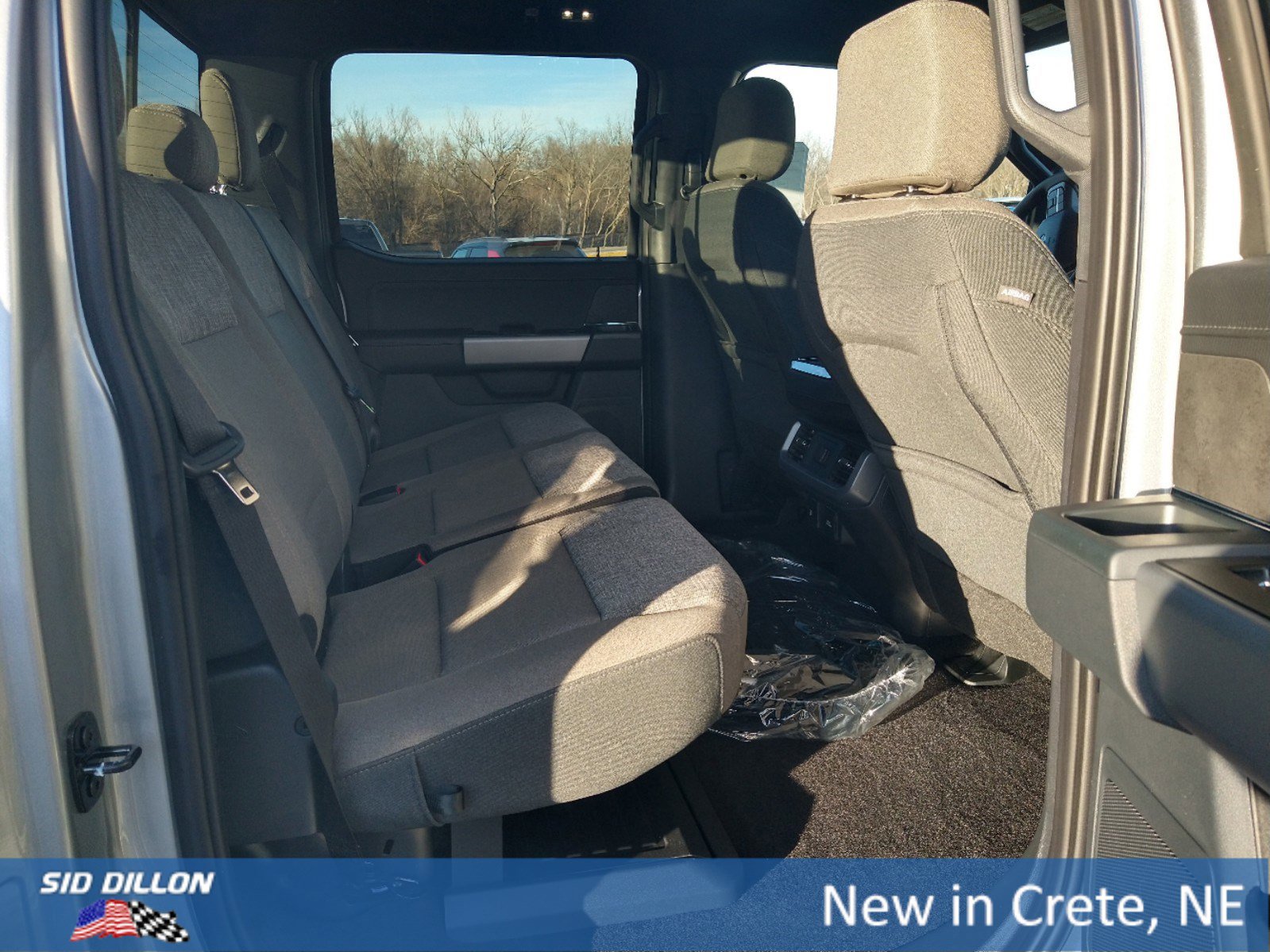 2025 Ford F-150 XLT photo 6