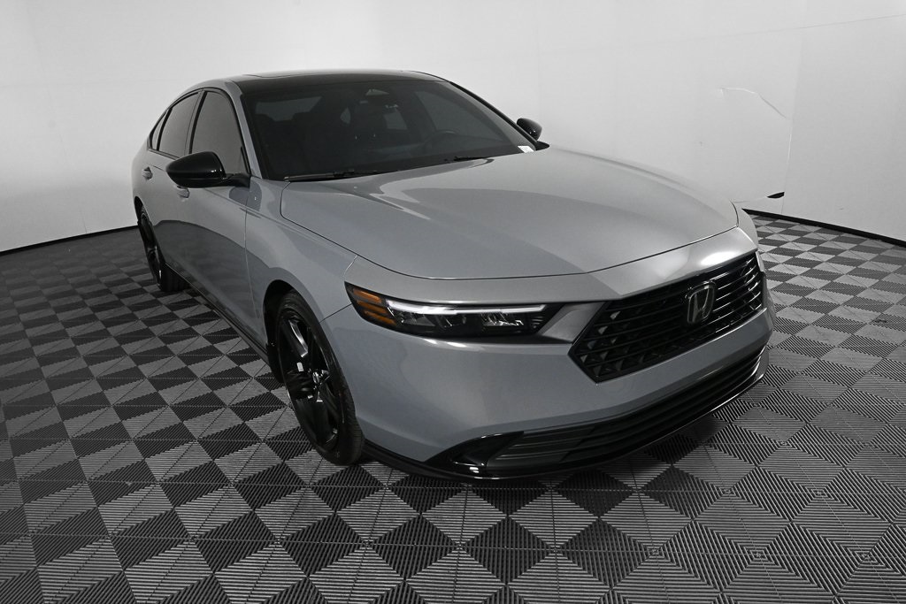 2024 Honda Accord Hybrid Sport-L photo 18
