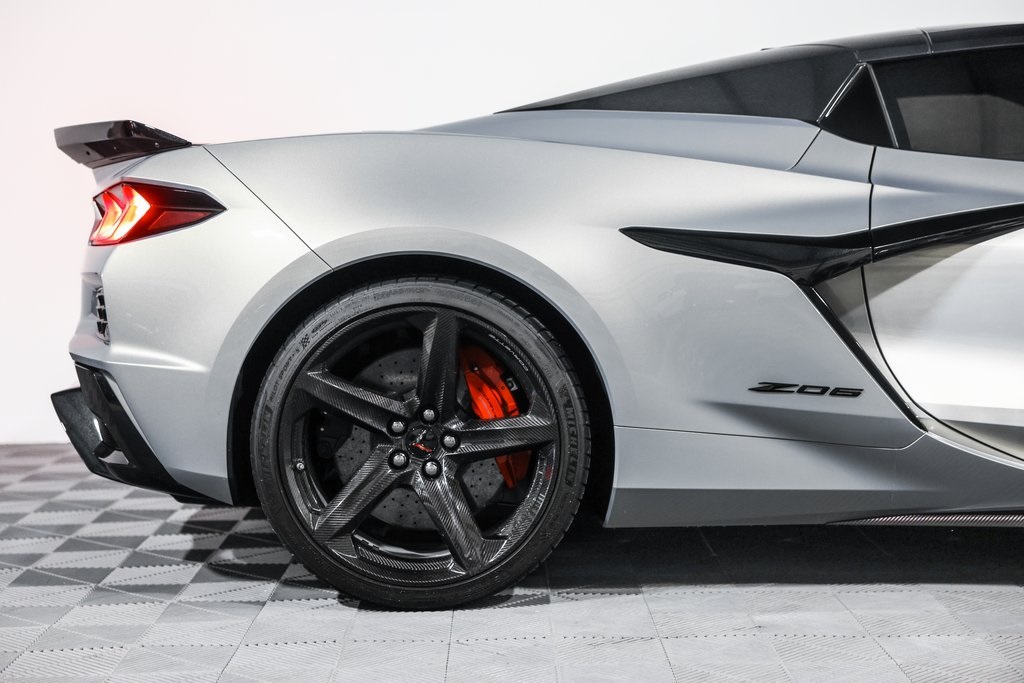 2023 Chevrolet Corvette Z06 photo 2