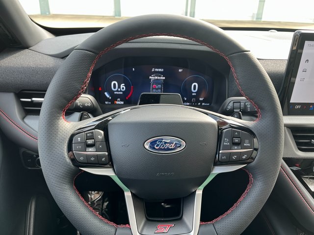 2025 Ford Explorer ST photo 34