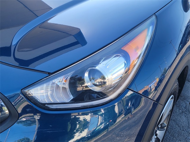 2019 Kia Niro LX photo 9