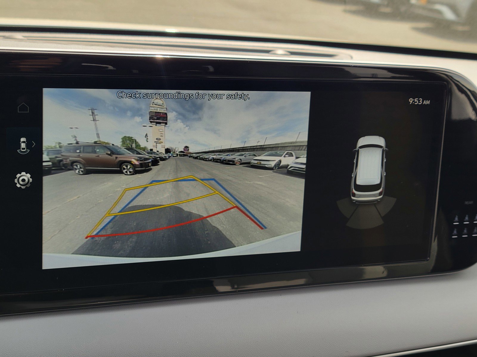 New 2025 Hyper White Hyundai SE image 9