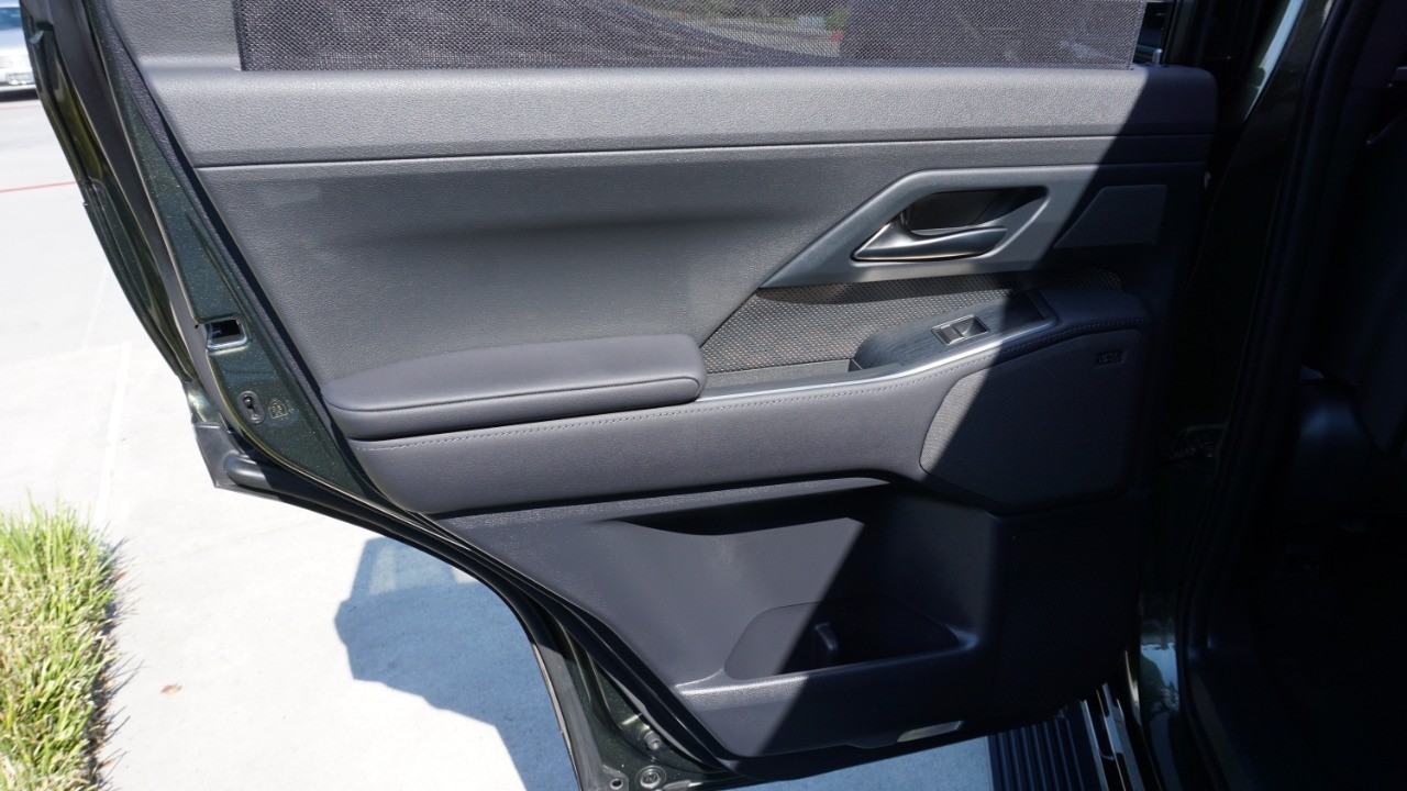 2024 Lexus GX 550 Luxury photo 31