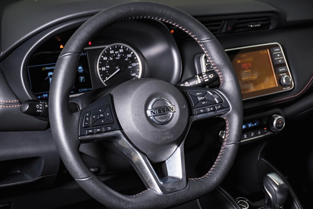 2019 Nissan Kicks SR photo 19