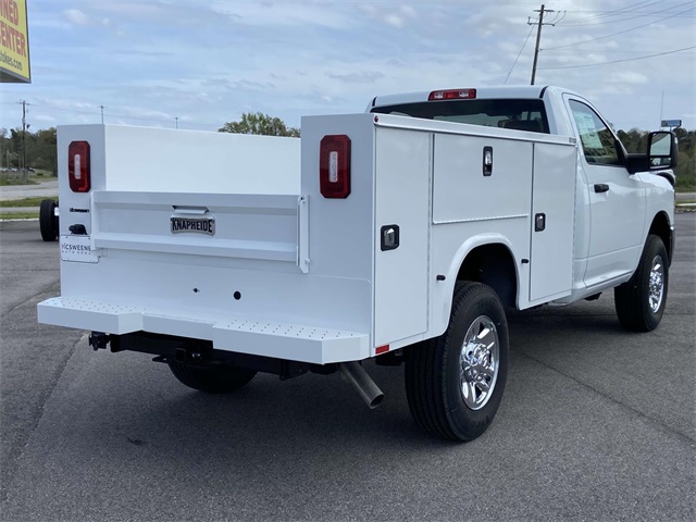 2024 Ram 3500 Tradesman photo 3