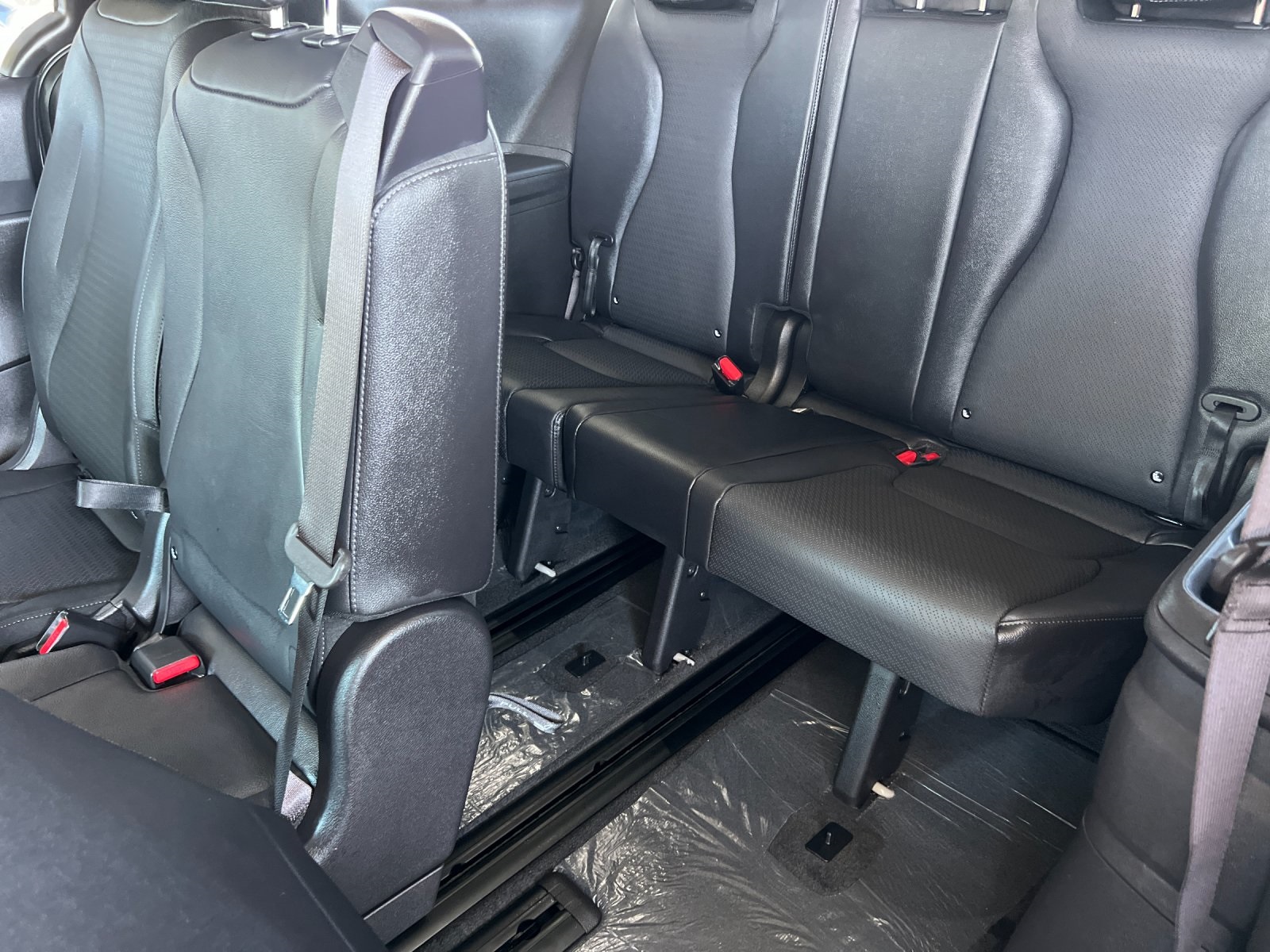 2026 Kia Carnival SX Prestige photo 16