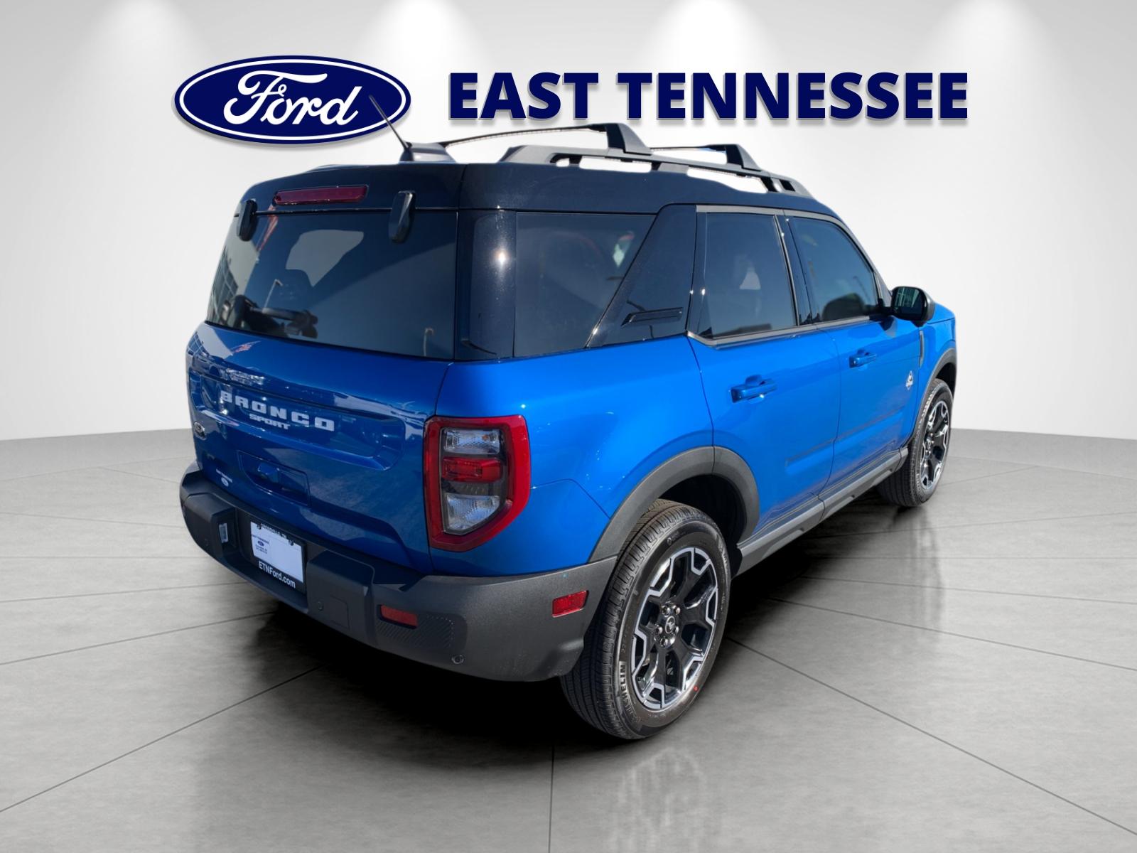 2025 Ford Bronco Sport Outer Banks photo 3