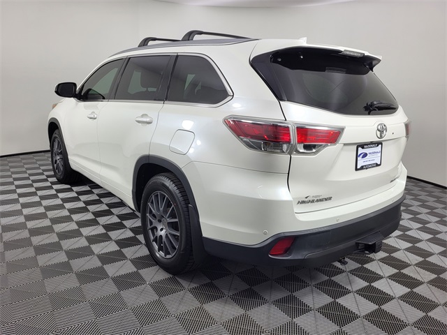 2015 Toyota Highlander Limited photo 2