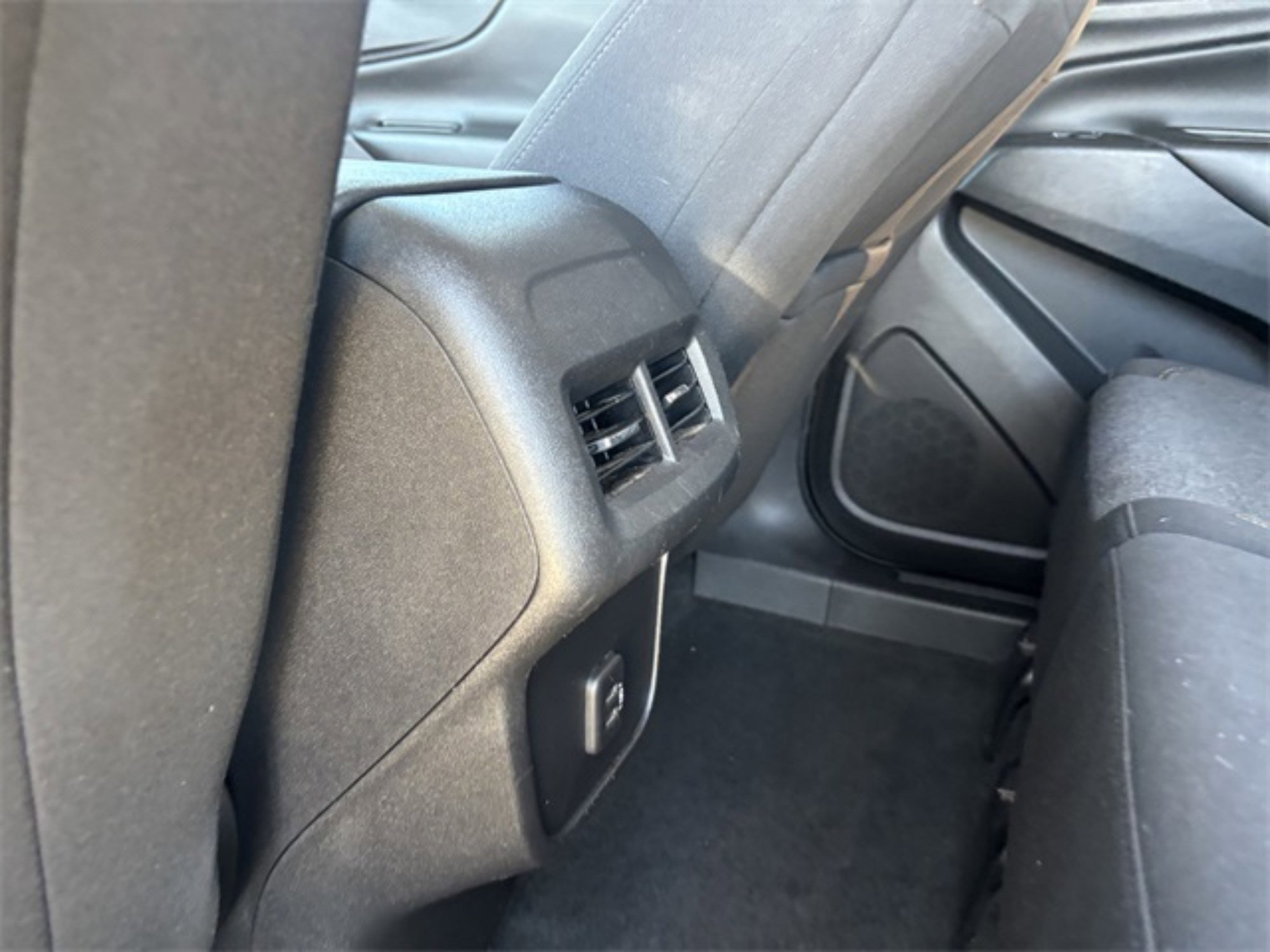 2022 Chevrolet Equinox LT photo 24