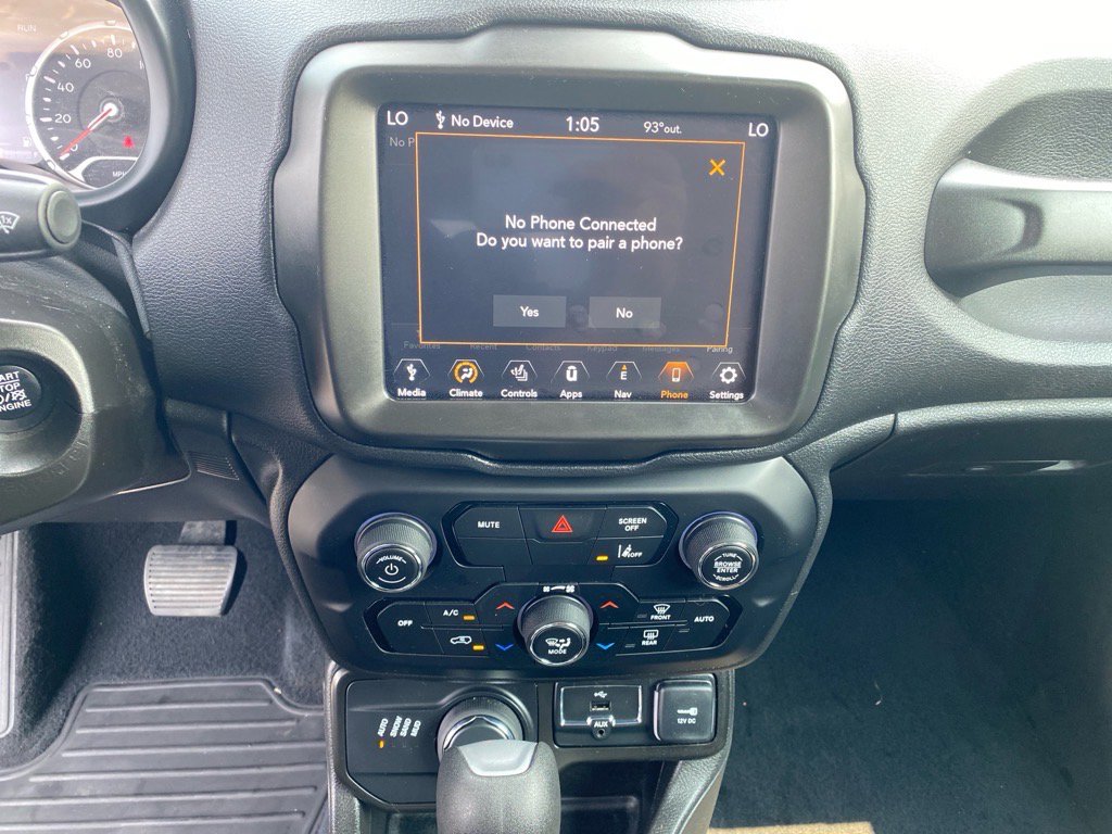 2022 Jeep Renegade Latitude photo 9