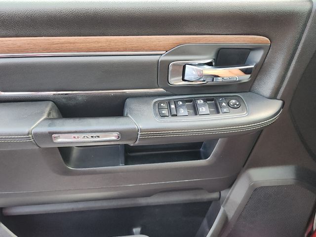 2016 Ram 1500 Laramie photo 21