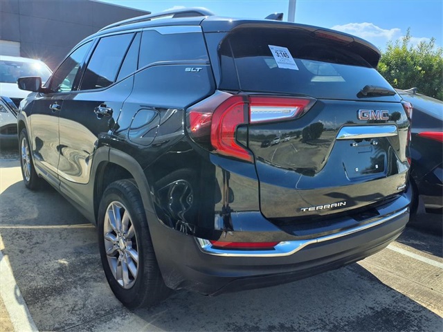 2023 Gmc Terrain SLT photo 2