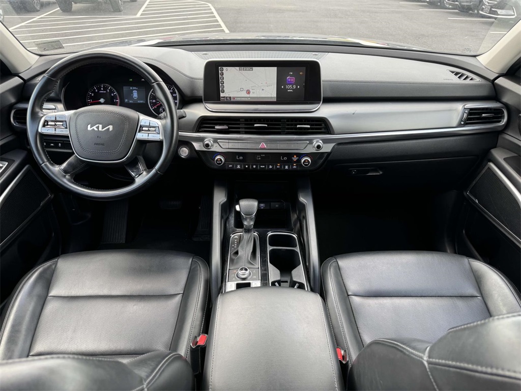 2022 Kia Telluride LX photo 18