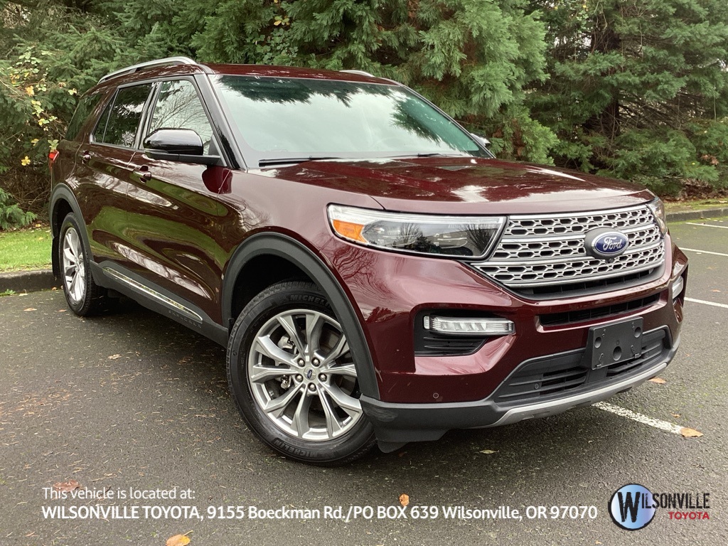 2022 Ford Explorer Limited's photo