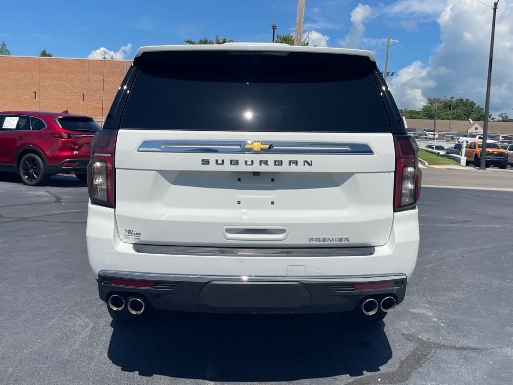 2023 Chevrolet Suburban Premier photo 6