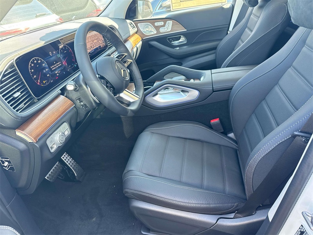 2026 Mercedes Benz GLS 450 4MATIC photo 10