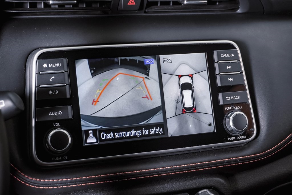 2019 Nissan Kicks SR photo 22