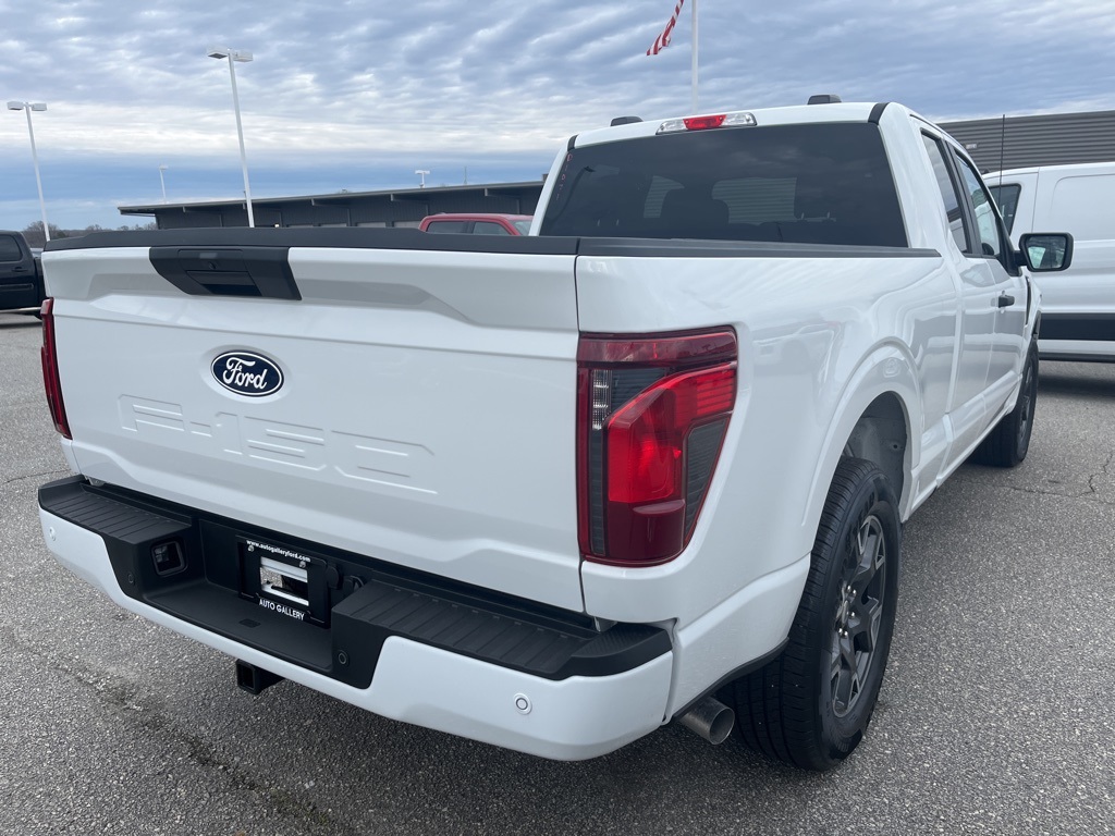 2025 Ford F-150 STX photo 5