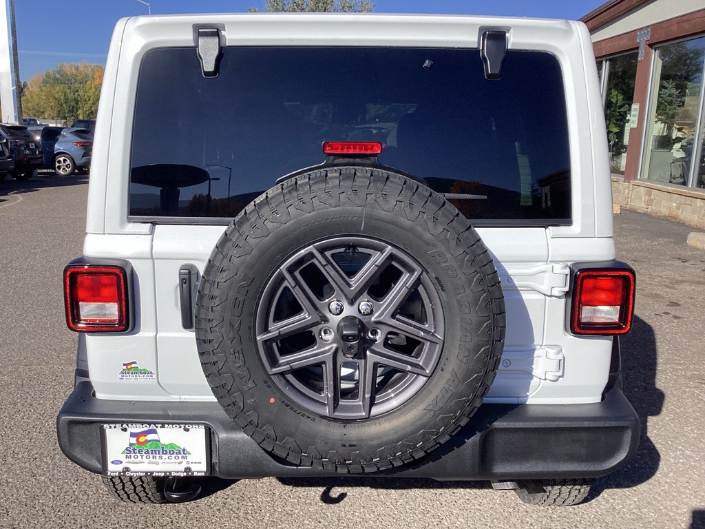 2024 Jeep Wrangler Sport S photo 4