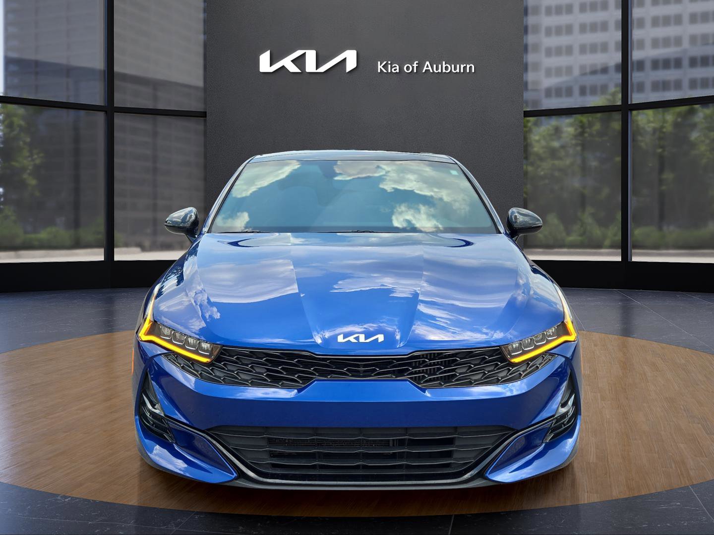 2023 Kia K5 GT photo 2