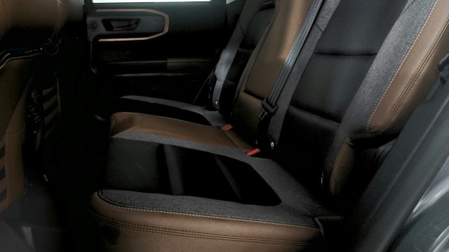 Used 2022  Ford Outer Banks image 23