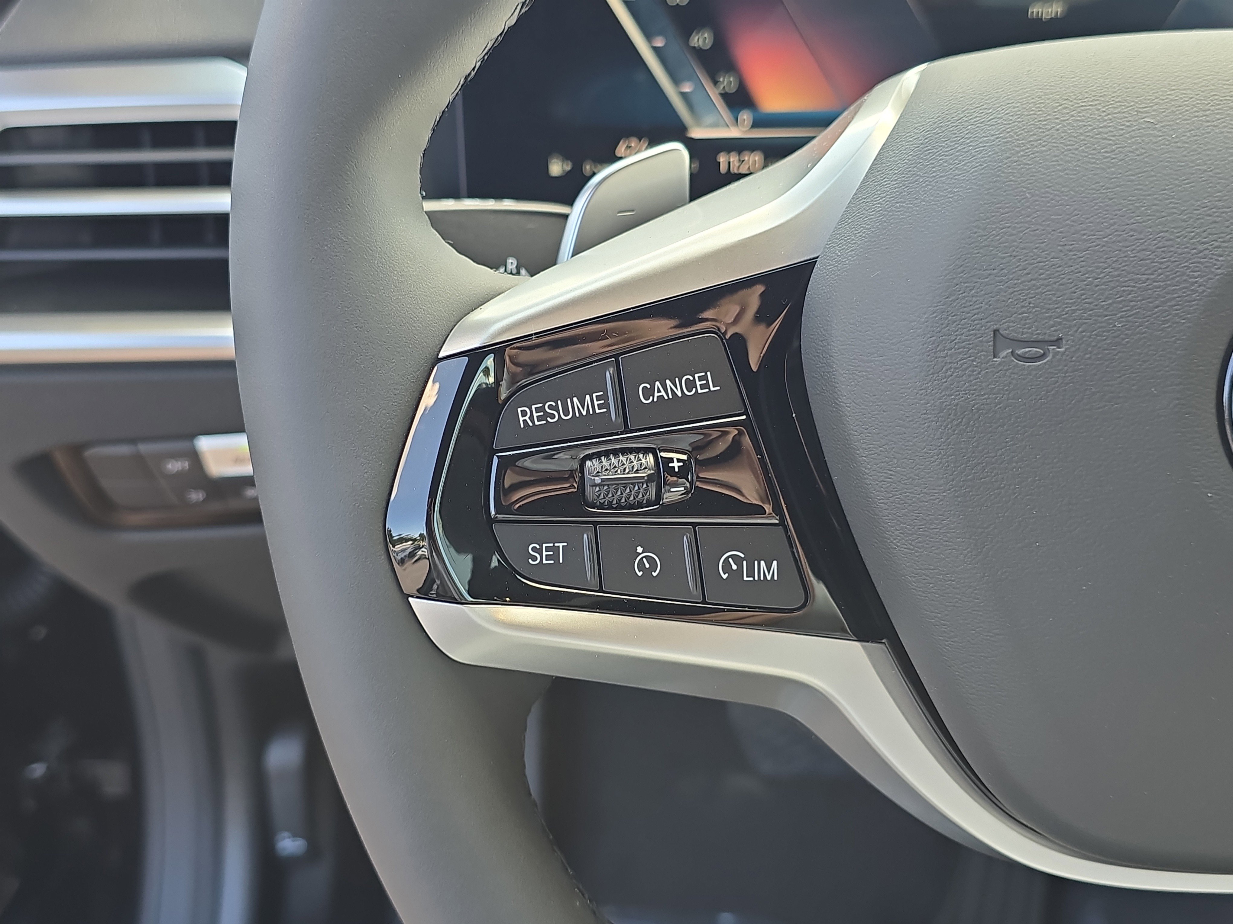 2025 Bmw 230i photo 10