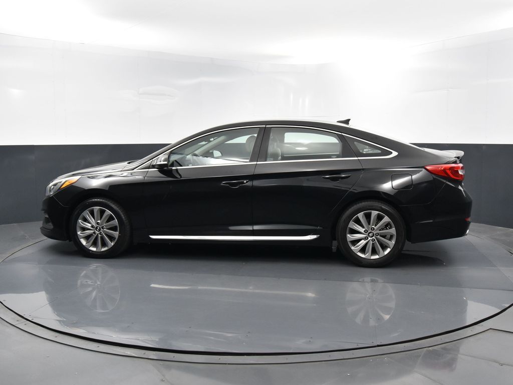 2017 Hyundai Sonata Sport photo 3