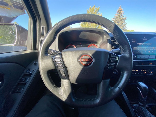 2022 Nissan Frontier PRO-4X photo 4