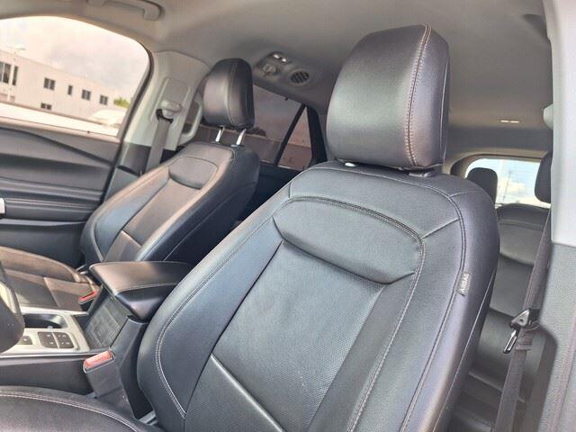 2021 Ford Explorer Limited photo 9