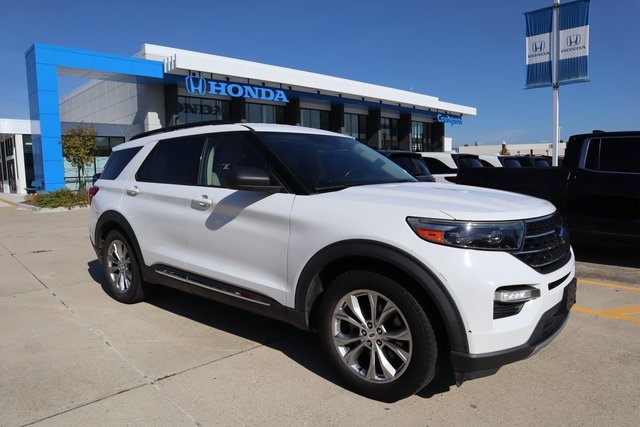 2020 Ford Explorer XLT's photo